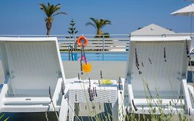 Evelyn Hotel